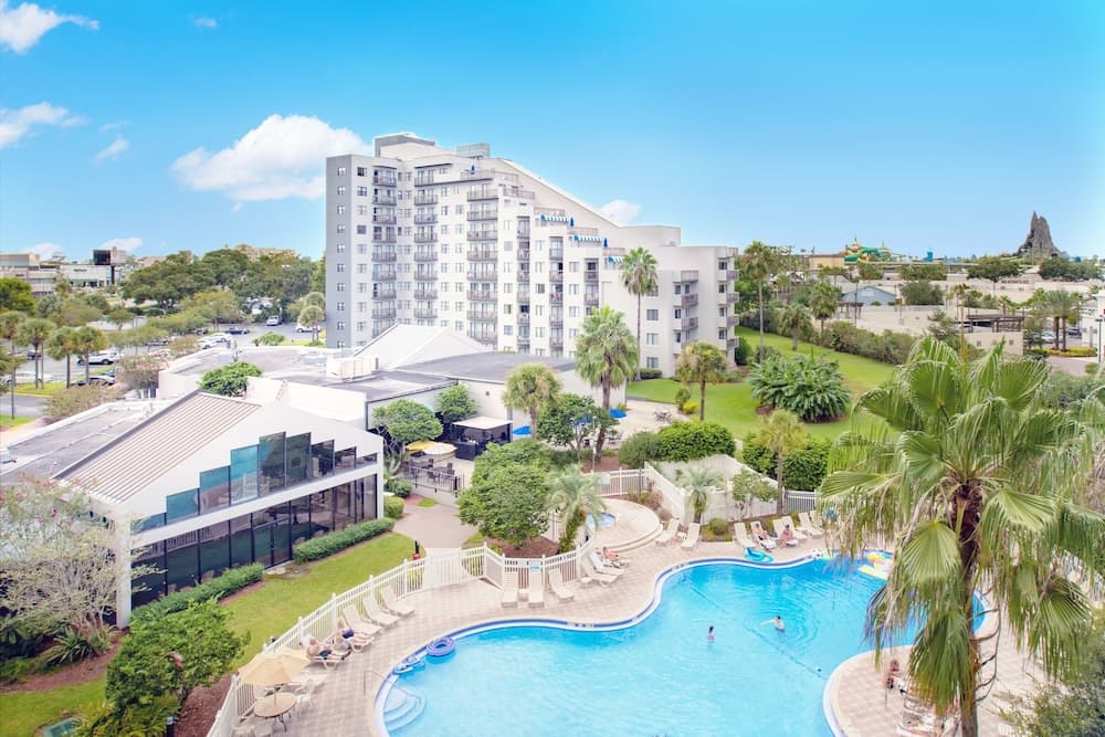 Enclave Hotel & Suites Orlando, a staySky Hotel & Resort 1