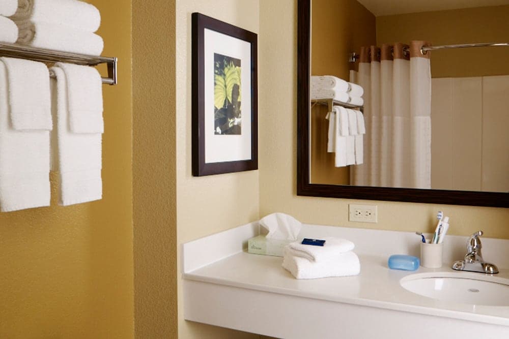 Extended Stay America Suites Orlando Maitland Summit Tower B