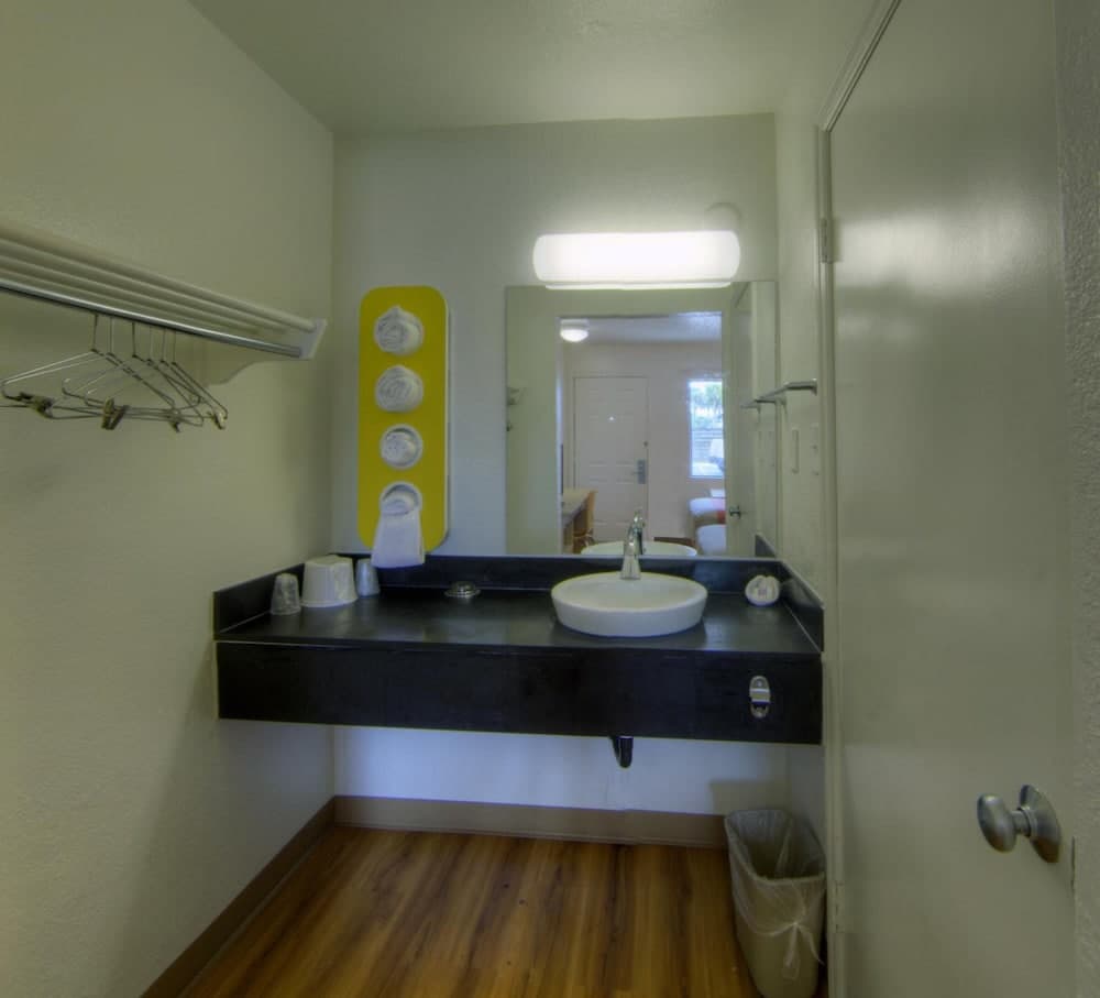 Motel 6 Orlando, FL - Winter Park 8