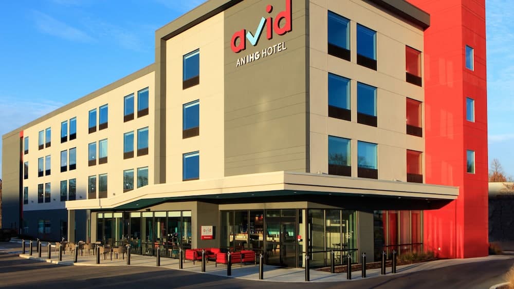 Avid Hotels Orlando International Airport, an IHG Hotel 1