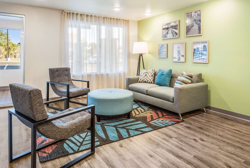 WoodSpring Suites Orlando Kissimmee Maingate 4