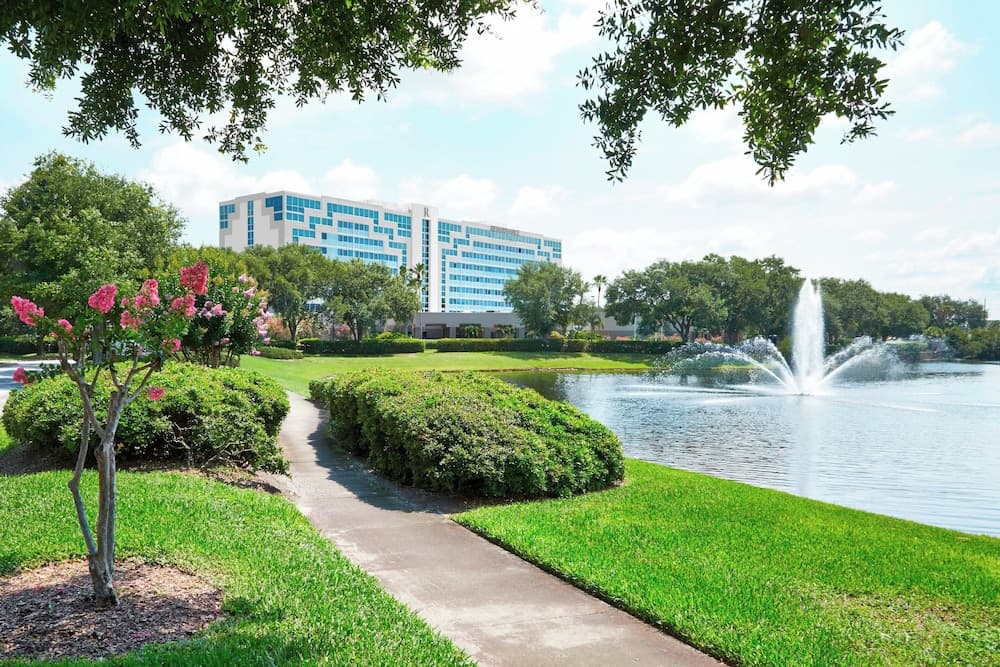 Renaissance Orlando Airport Hotel by Marriott 1