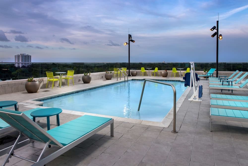 Hilton Garden Inn Orlando Downtown 1