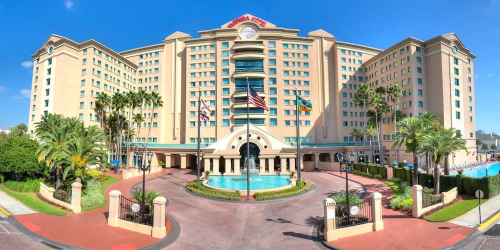 Florida Hotel & Conference Center in the Florida Mall 1