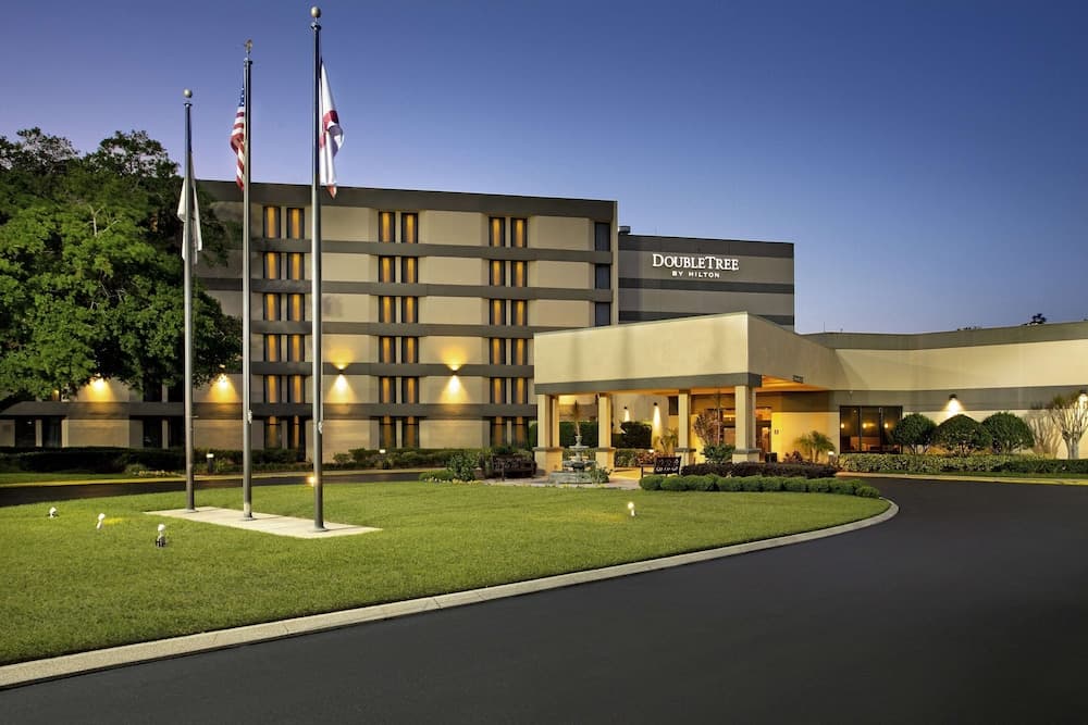 DoubleTree by Hilton Hotel Orlando East - UCF Area 1