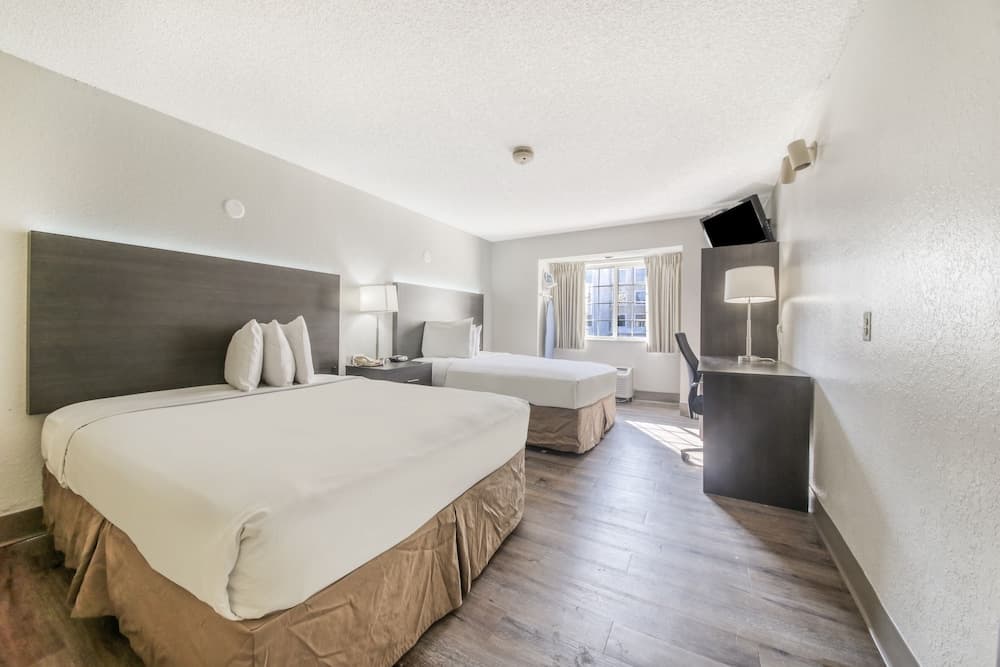 Baymont by Wyndham Orlando/International Dr/Universal Blvd 4