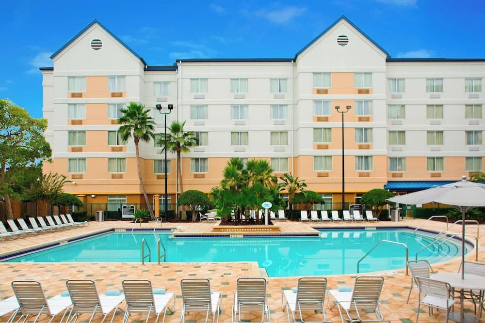 Fairfield Inn & Suites Lake Buena Vista in Marriott Village 1