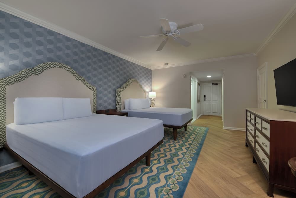 Disney's Beach Club Resort 7
