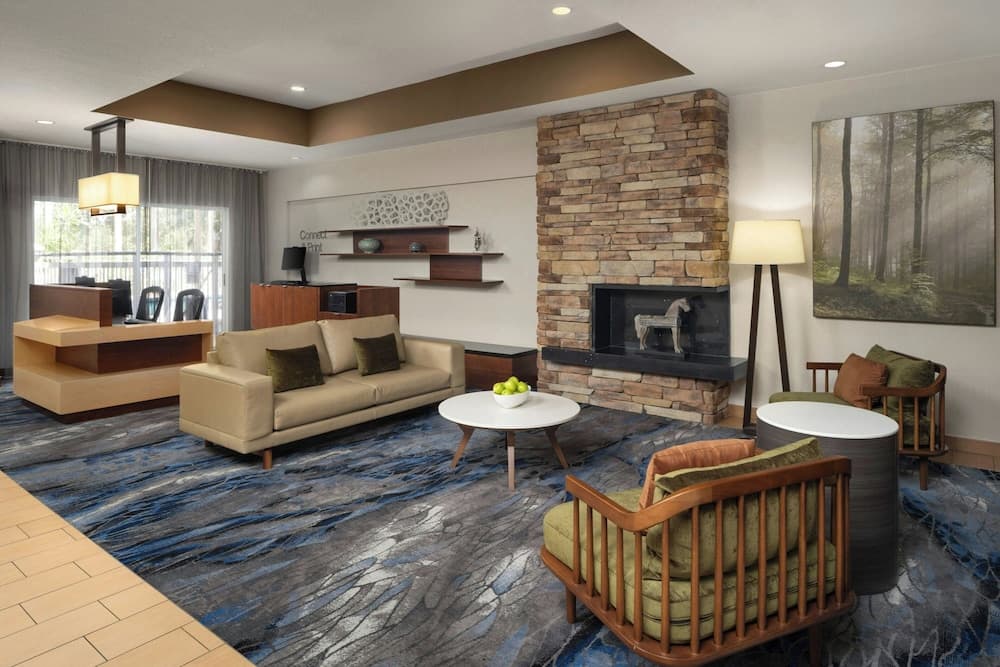 Fairfield Inn By Marriott Orlando Airport 1