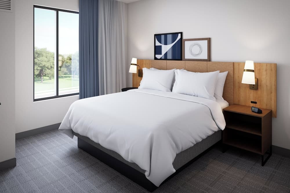 Staybridge Suites Orlando Universal Blvd by IHG