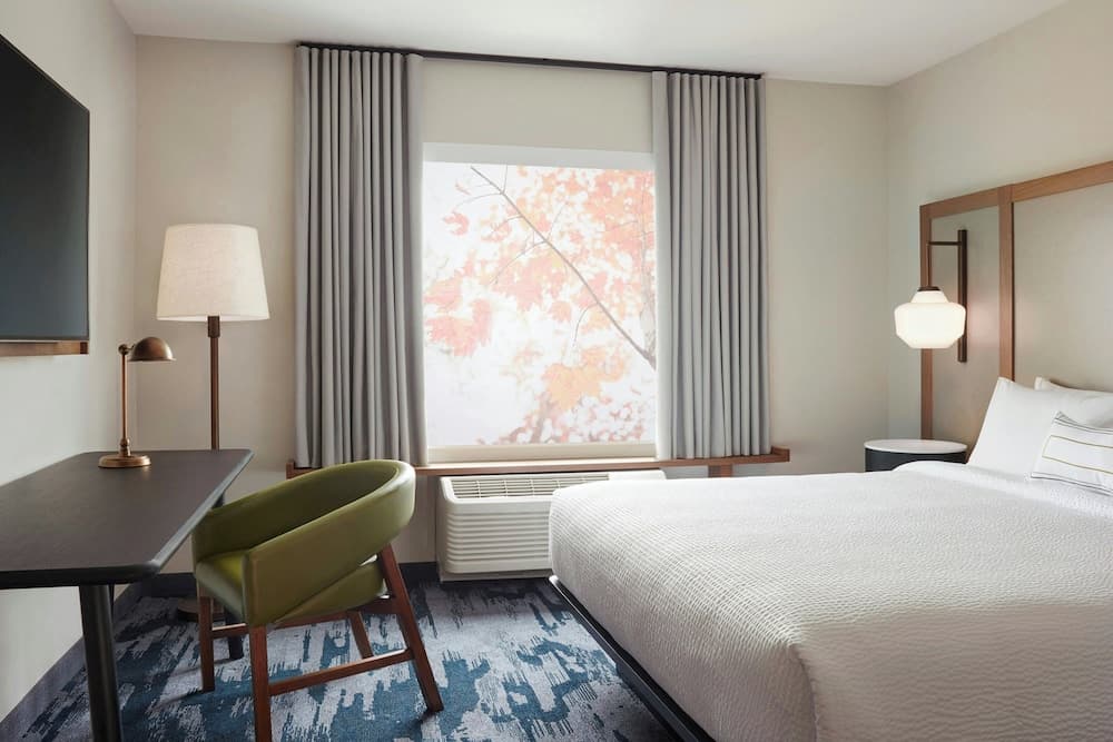Fairfield by Marriott Inn & Suites Davenport 5