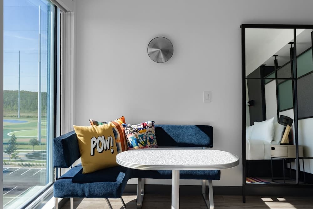 Aloft by Marriott Orlando Lake Nona 4
