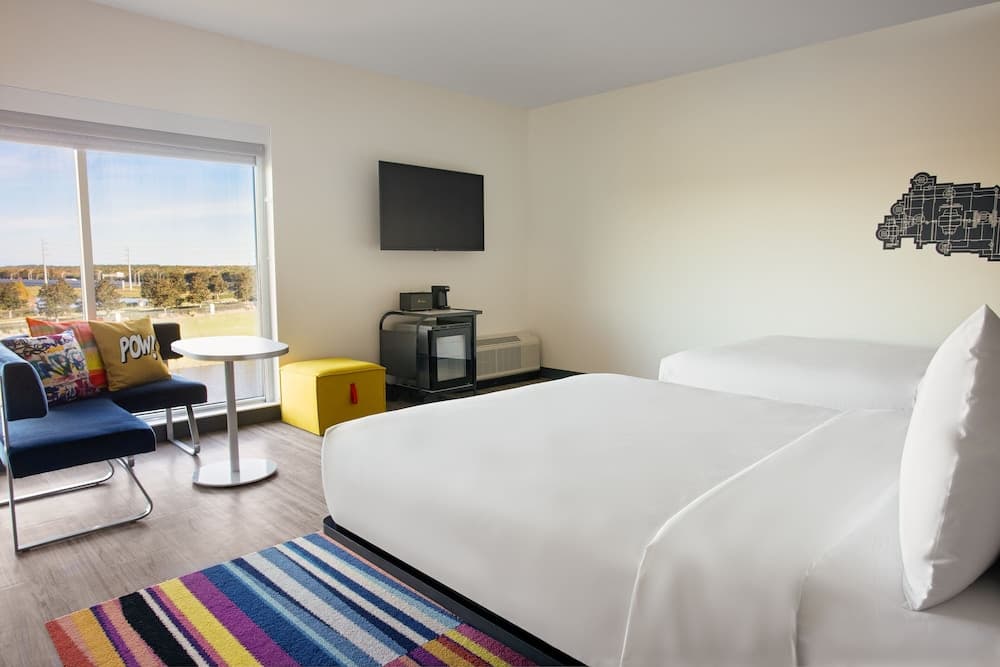 Aloft by Marriott Orlando Lake Nona 3