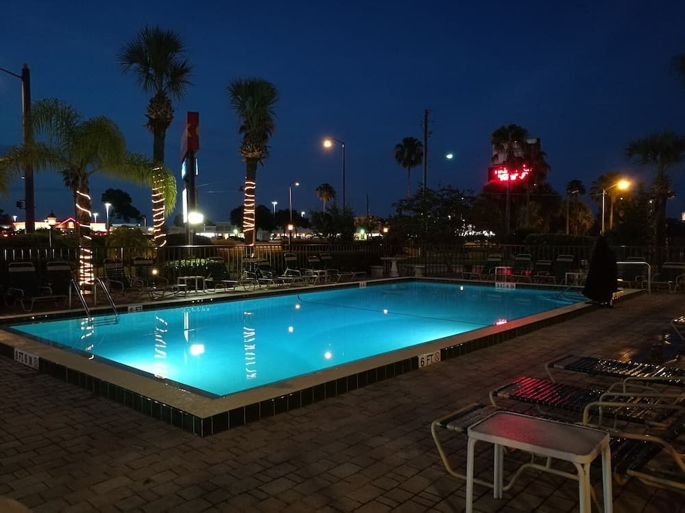 Golden Link Resort Motel 1