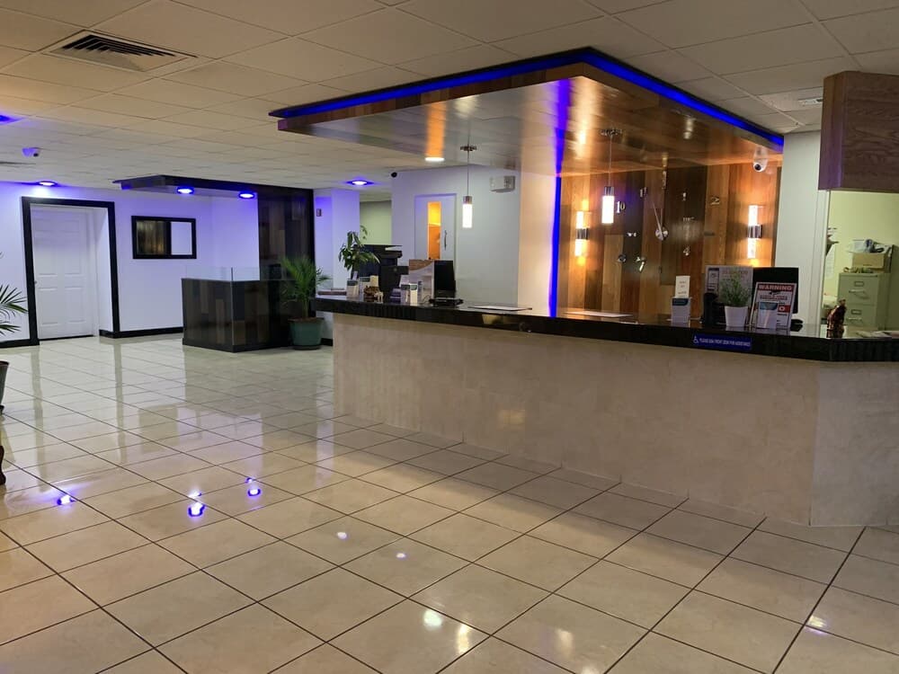 Rodeway Inn 7