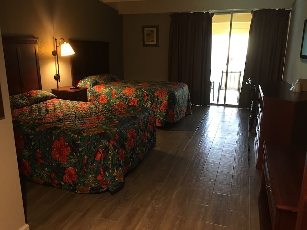 Rodeway Inn 2