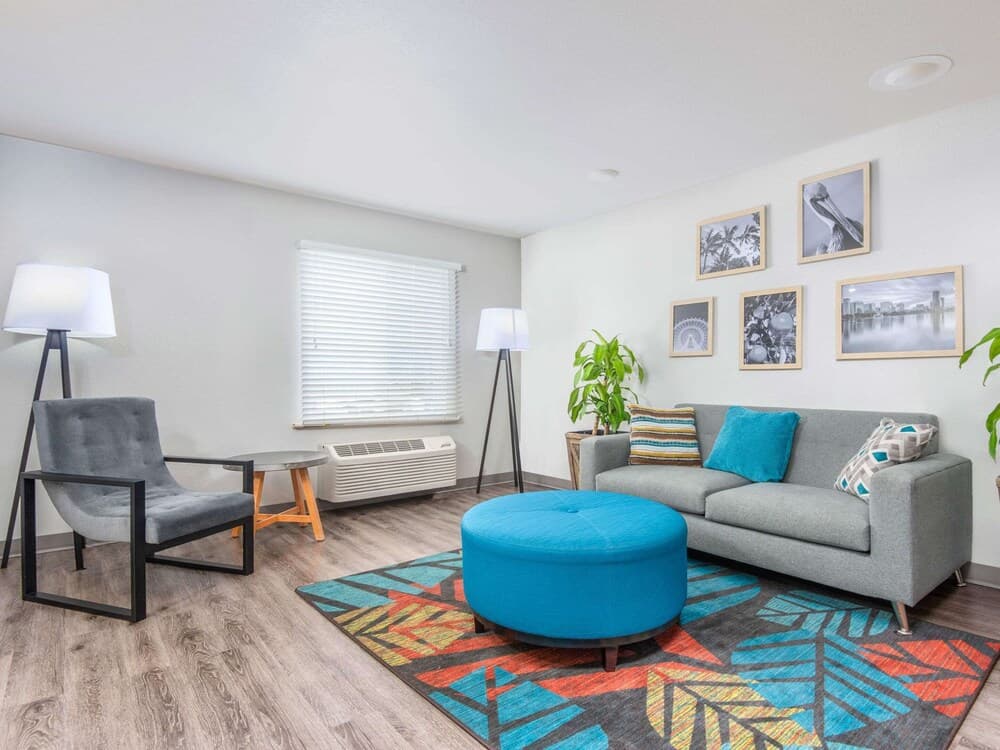 WoodSpring Suites Orlando South 4