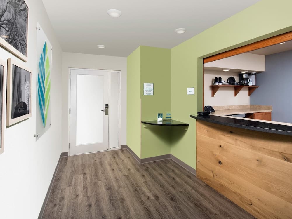 WoodSpring Suites Orlando South 2