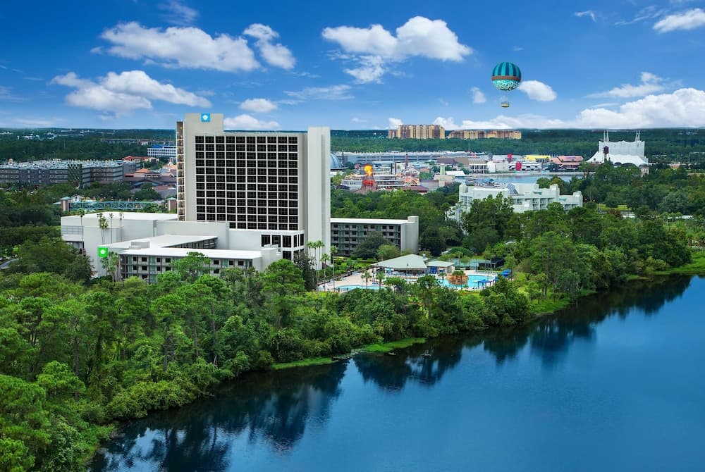 Wyndham Lake Buena Vista – Disney Springs® Area 1
