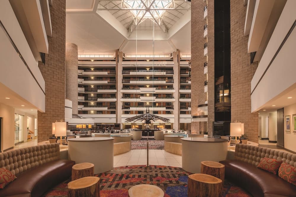 Embassy Suites by Hilton Orlando International Dr ICON Park 1