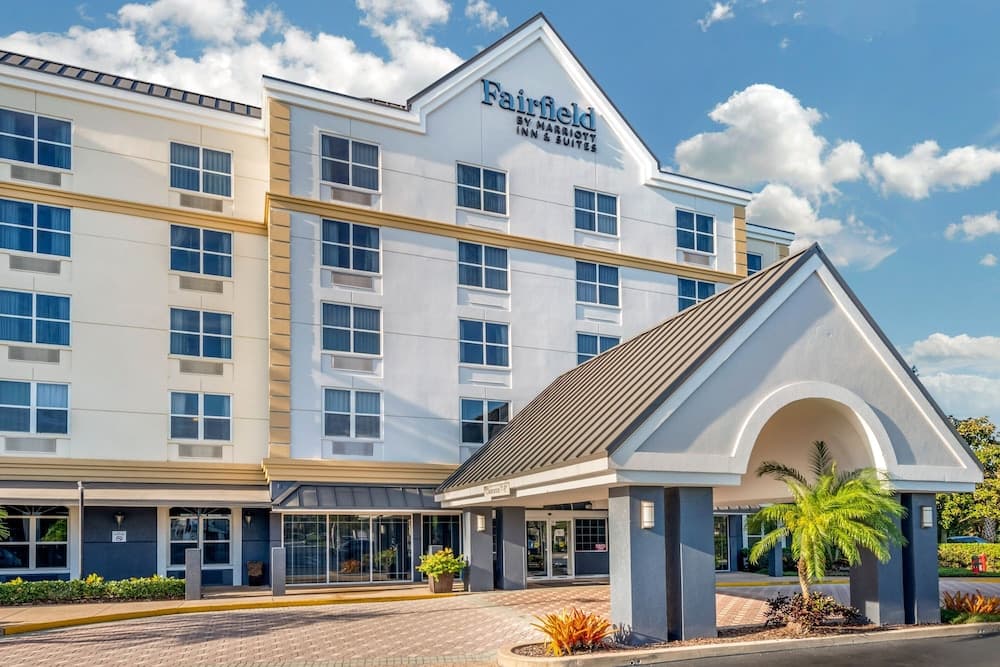 Fairfield Inn & Suites Orlando Lake Buena Vista 1