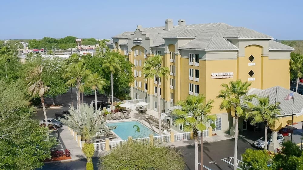 Galleria Palms Hotel 1